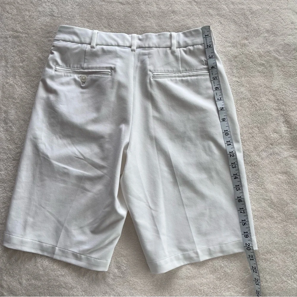 Walter Hagen Mens White Golf Shorts Size 30 Flex Stretch Dri Fit Classic‎